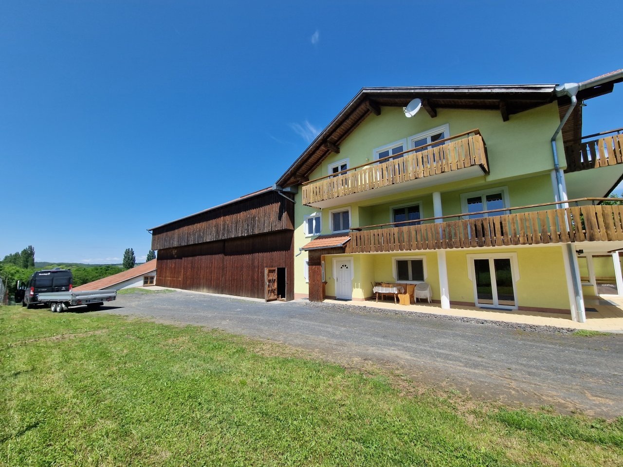 (AAAB) Außergewöhnliches Anwesen für viele Nutzungsarten: Pferdegestüt, betreutes wohnen, Oldtimer-Halle usw (AAAB) Außergewöhnliches Anwesen für viele Nutzungsarten: Pferdegestüt, betreutes wohnen, Oldtimer-Halle usw