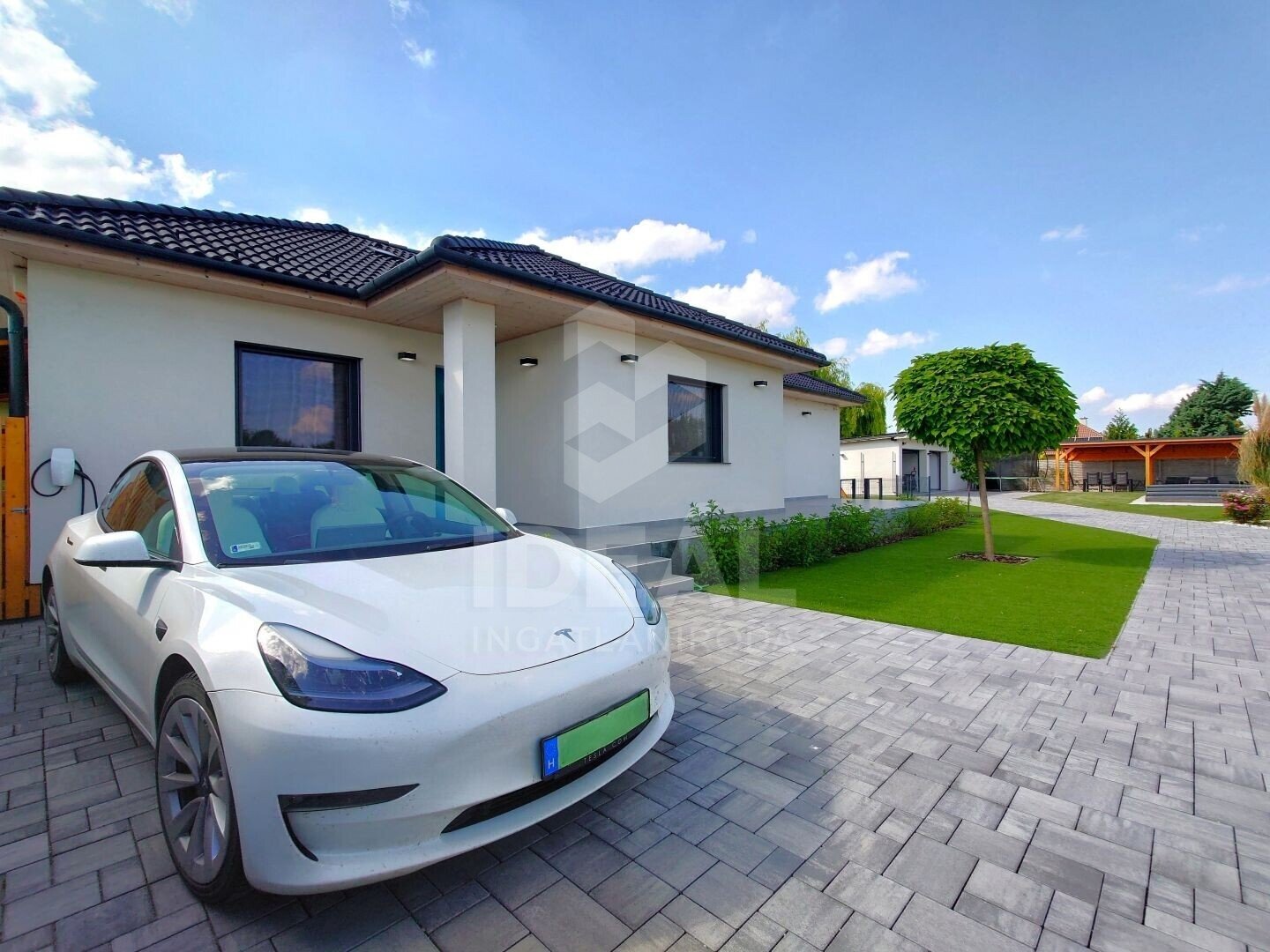 Györújfalu, Komitat Gyor-Moson-Sopron, Ungarn, Familienhaus mit 921 m² Grundstück zu verkaufen Györújfalu, Komitat Gyor-Moson-Sopron, Ungarn, Familienhaus mit 921 m² Grundstück zu verkaufen