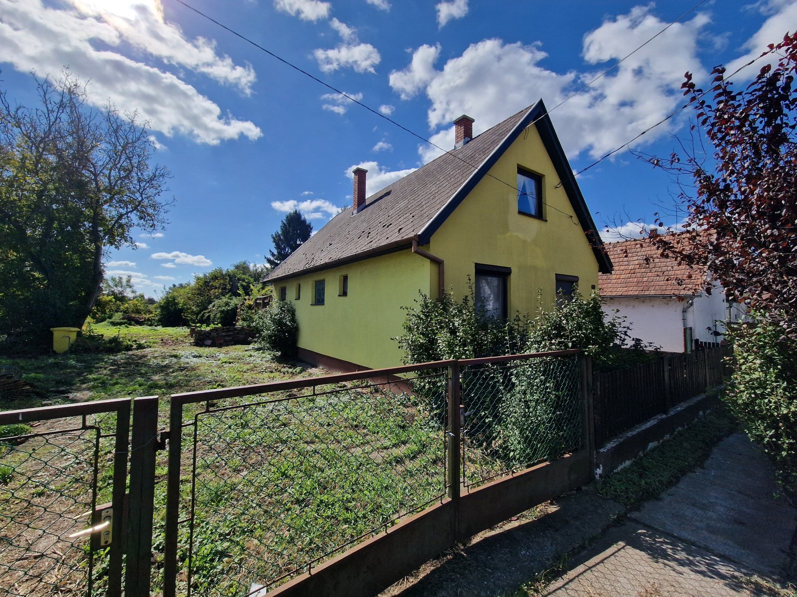 Solides Landhaus in Seenähe mit tollem Garten, Obstbäumen (ABA-CM168) Solides Landhaus in Seenähe mit tollem Garten, Obstbäumen (ABA-CM168)