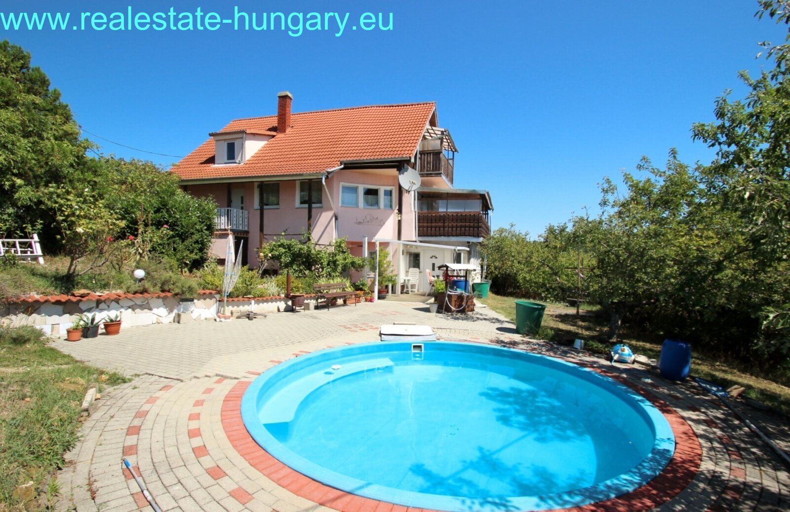 Wohnhaus am Balatonnordufer Wohnhaus am Balatonnordufer