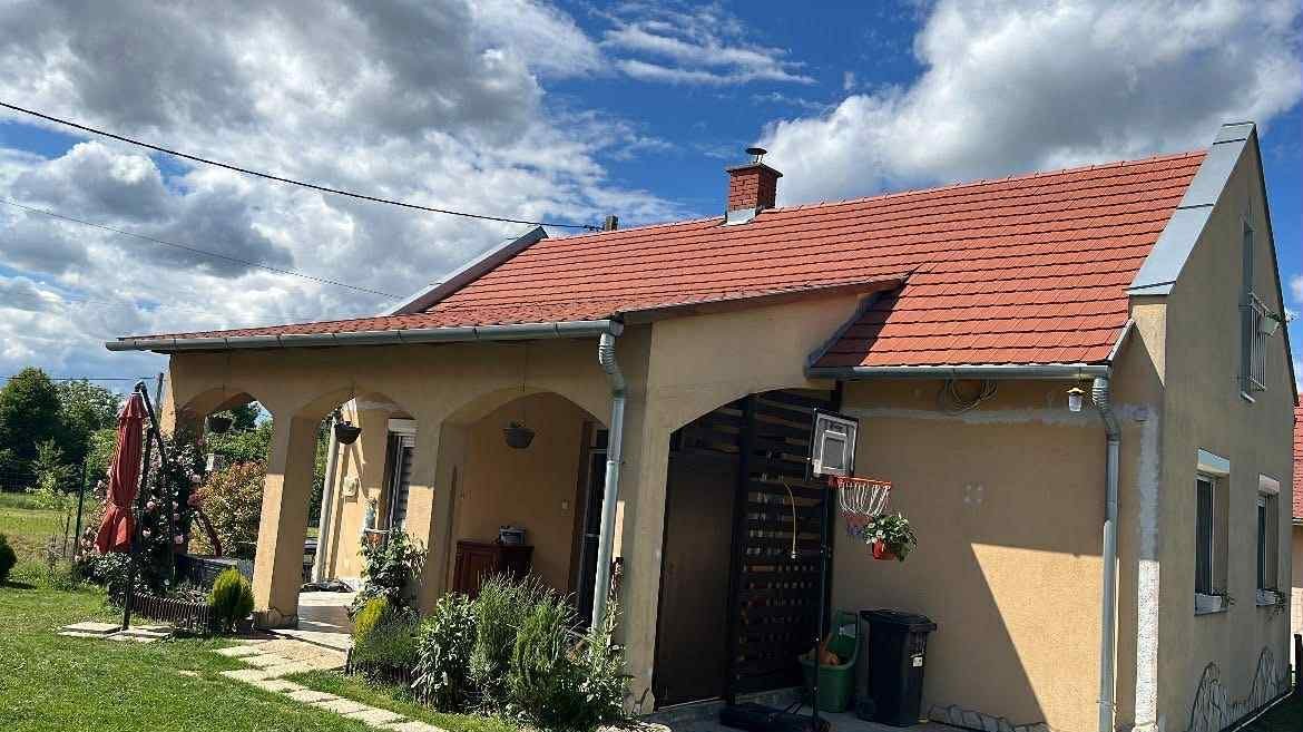 Stilvolles Einfamilienhaus - Wohnen in ruhiger Lage mit Charme (AAA) Stilvolles Einfamilienhaus - Wohnen in ruhiger Lage mit Charme (AAA)