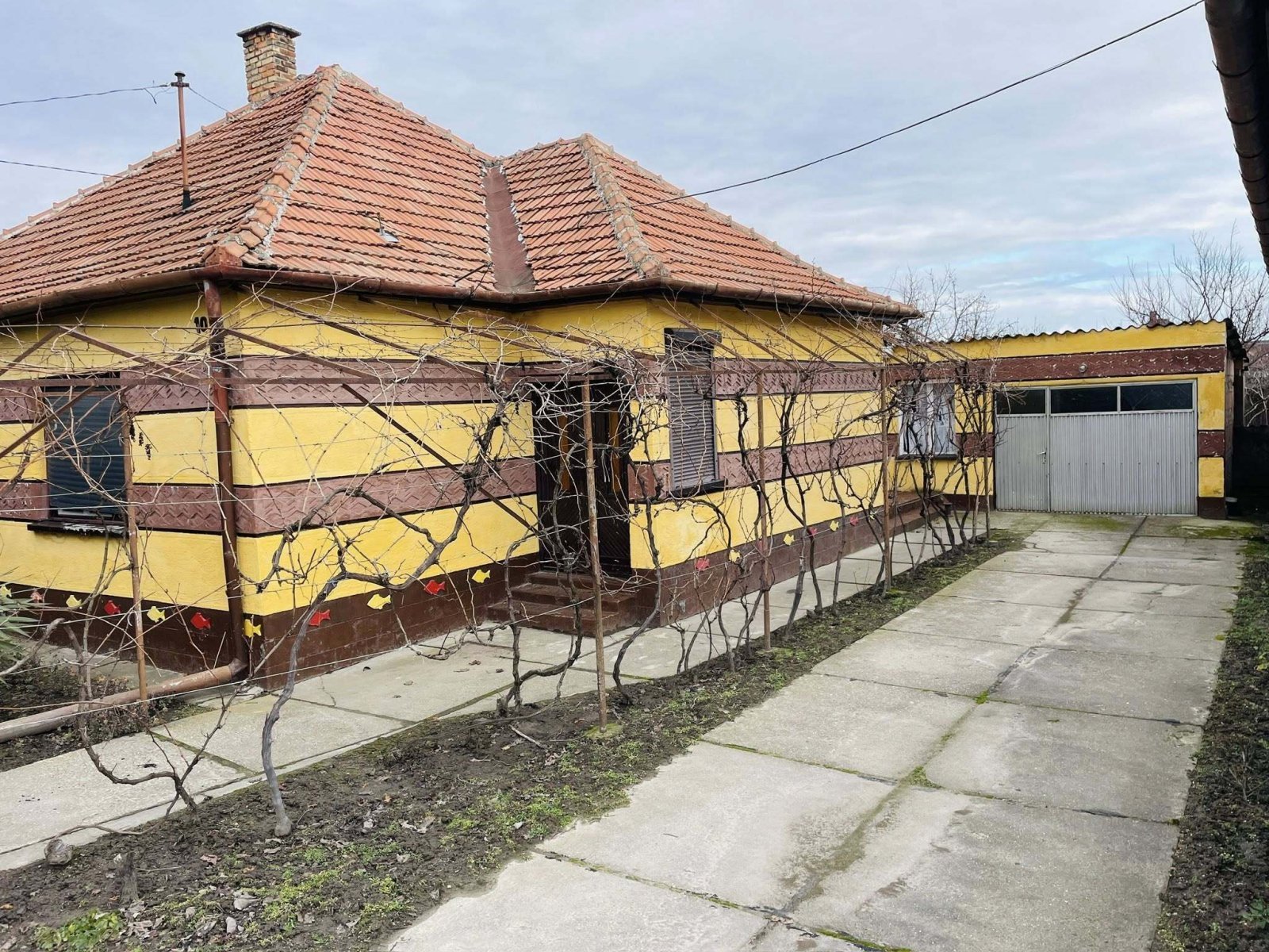 Familienhaus in ruhiger Wohnlage zu verkaufen (BBA) Familienhaus in ruhiger Wohnlage zu verkaufen (BBA)