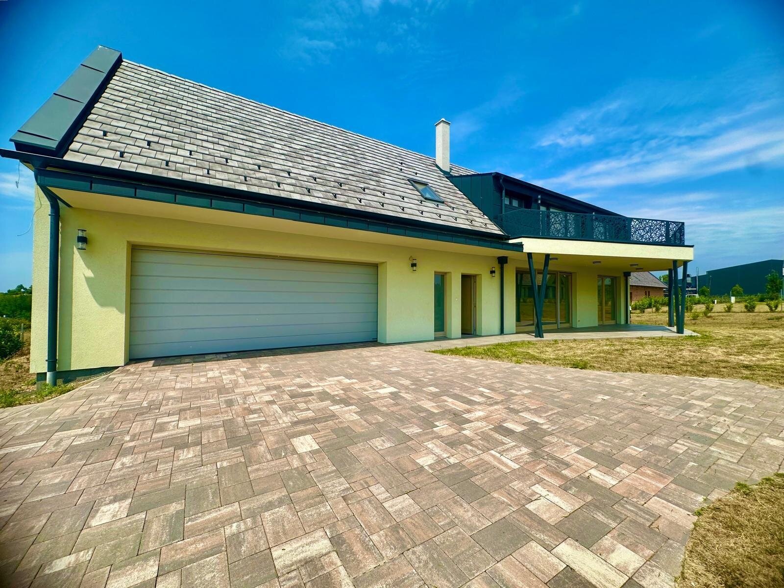 Modernes Neubauhaus mit großzügigem Garten in Cserszegtomaj Modernes Neubauhaus mit großzügigem Garten in Cserszegtomaj