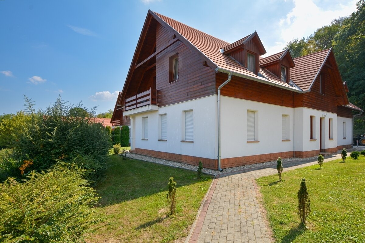 Ständig instand gehaltene Wohnung in sehr gutem Zustand in Mehrfamilienhaus mit 4 Wohnungen in Zalacsány ist zu verkaufen Ständig instand gehaltene Wohnung in sehr gutem Zustand in Mehrfamilienhaus mit 4 Wohnungen in Zalacsány ist zu verkaufen