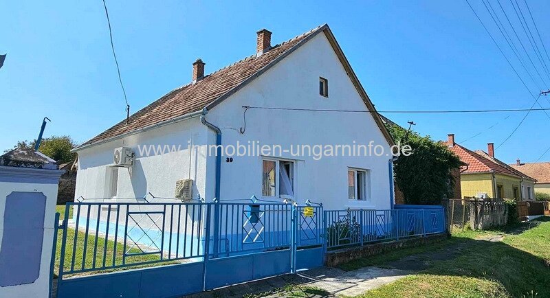 Sofort bezugsfertiges Familienhaus in der Nähe des Plattensees Sofort bezugsfertiges Familienhaus in der Nähe des Plattensees