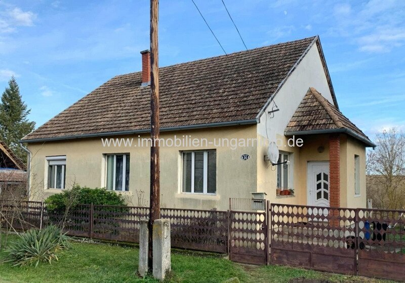 Einfamilienhaus zwischen dem Plattensee und der Kreisstadt Einfamilienhaus zwischen dem Plattensee und der Kreisstadt