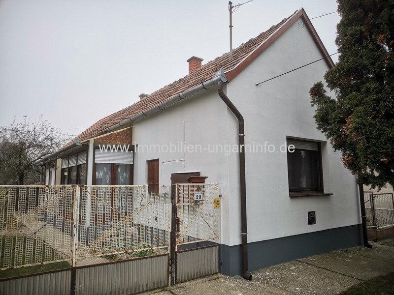 Einfamilienhaus zum Verkauf im südlichen Teil von Marcali Einfamilienhaus zum Verkauf im südlichen Teil von Marcali