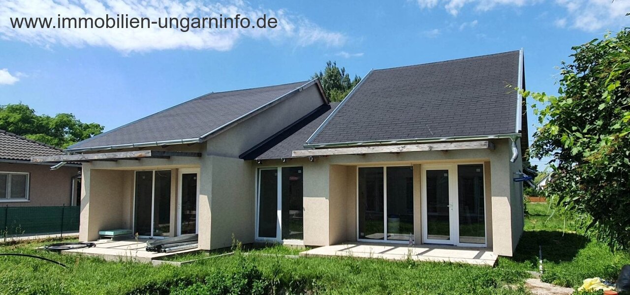 Neubau Apartments zum Verkauf 300 m vom Plattensee Neubau Apartments zum Verkauf 300 m vom Plattensee