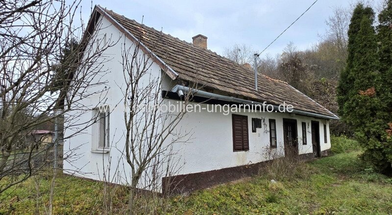 Günstiges Bauernhaus in der Nähe des Plattensees Günstiges Bauernhaus in der Nähe des Plattensees