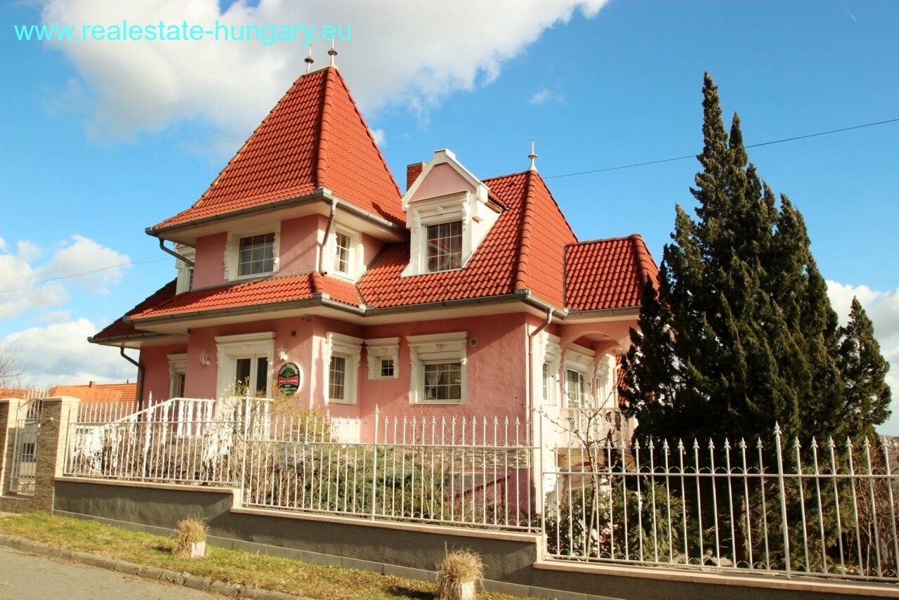 Imposante Villa im Kurort Imposante Villa im Kurort