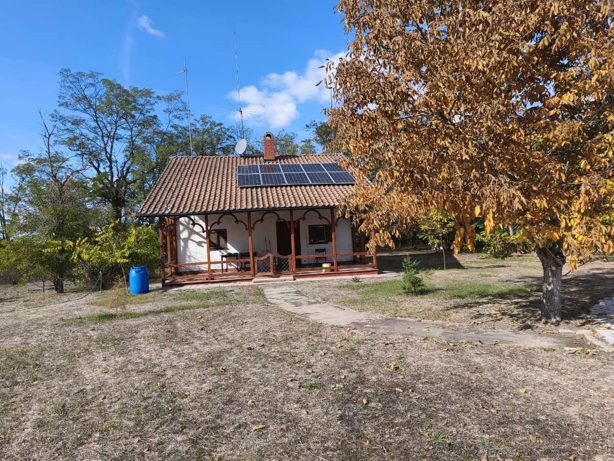 (AAA) Ein tolle Gelegenheit für Eigenbrödler: Bauernhaus in der Nähe von Kiskunhalas (AAA) Ein tolle Gelegenheit für Eigenbrödler: Bauernhaus in der Nähe von Kiskunhalas