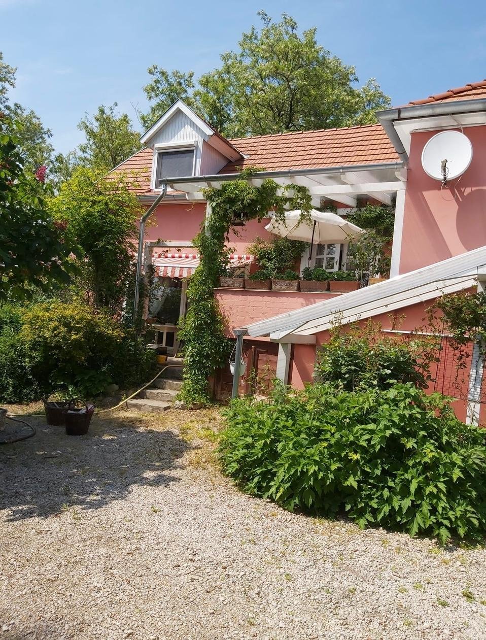 (AAA) Einfamilienhaus in einer ruhigen Straße bei Héviz (AAA) Einfamilienhaus in einer ruhigen Straße bei Héviz