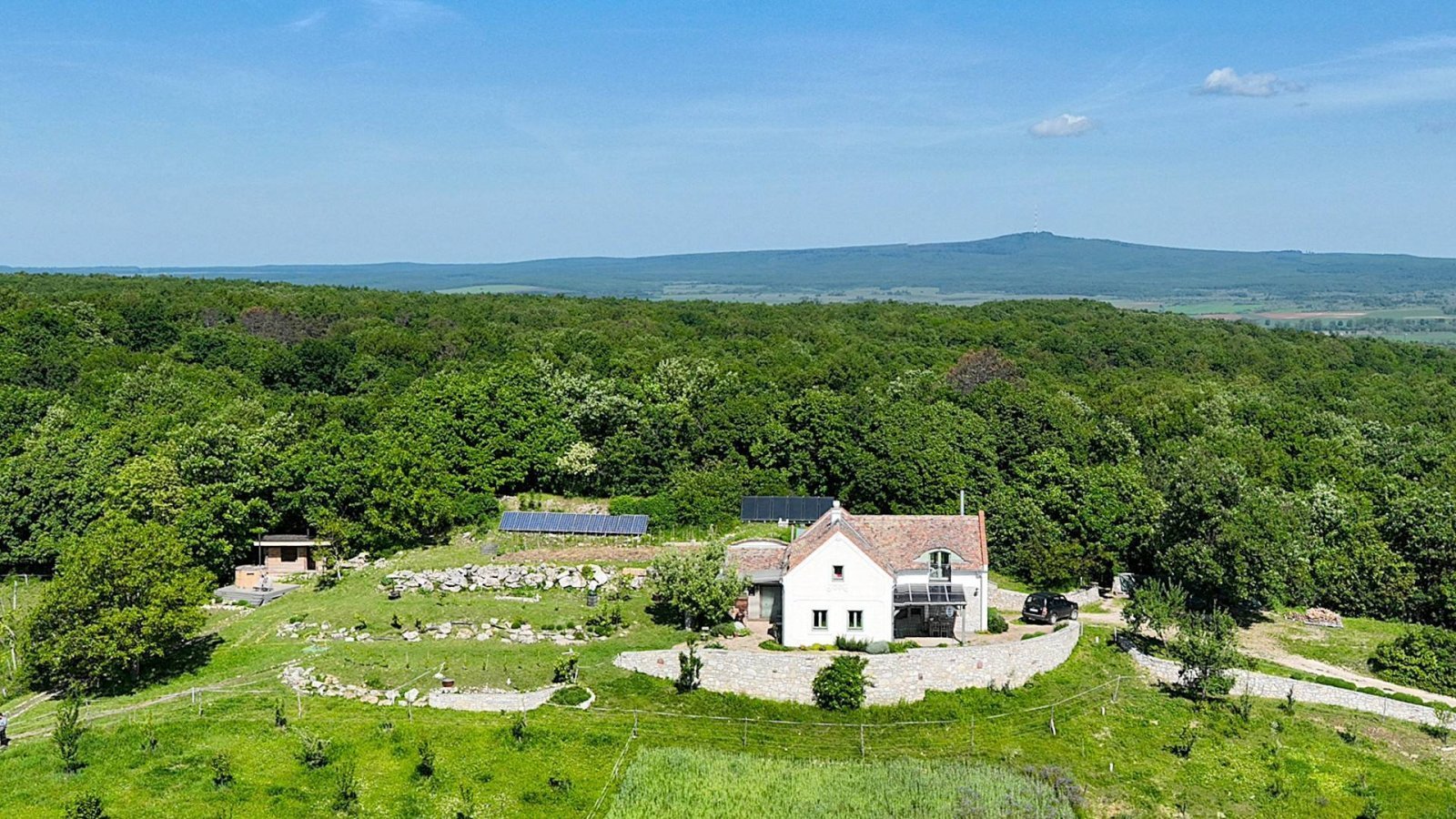 (AAA) Außergewöhnliche Anwesen vereint Natur, Ruhe & Komfort mit Blick auf den Balaton (AAA) Außergewöhnliche Anwesen vereint Natur, Ruhe & Komfort mit Blick auf den Balaton