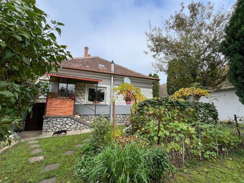 (AAA) Einfamilienhaus mit vielen Möglichkeiten (AAA) Einfamilienhaus mit vielen Möglichkeiten