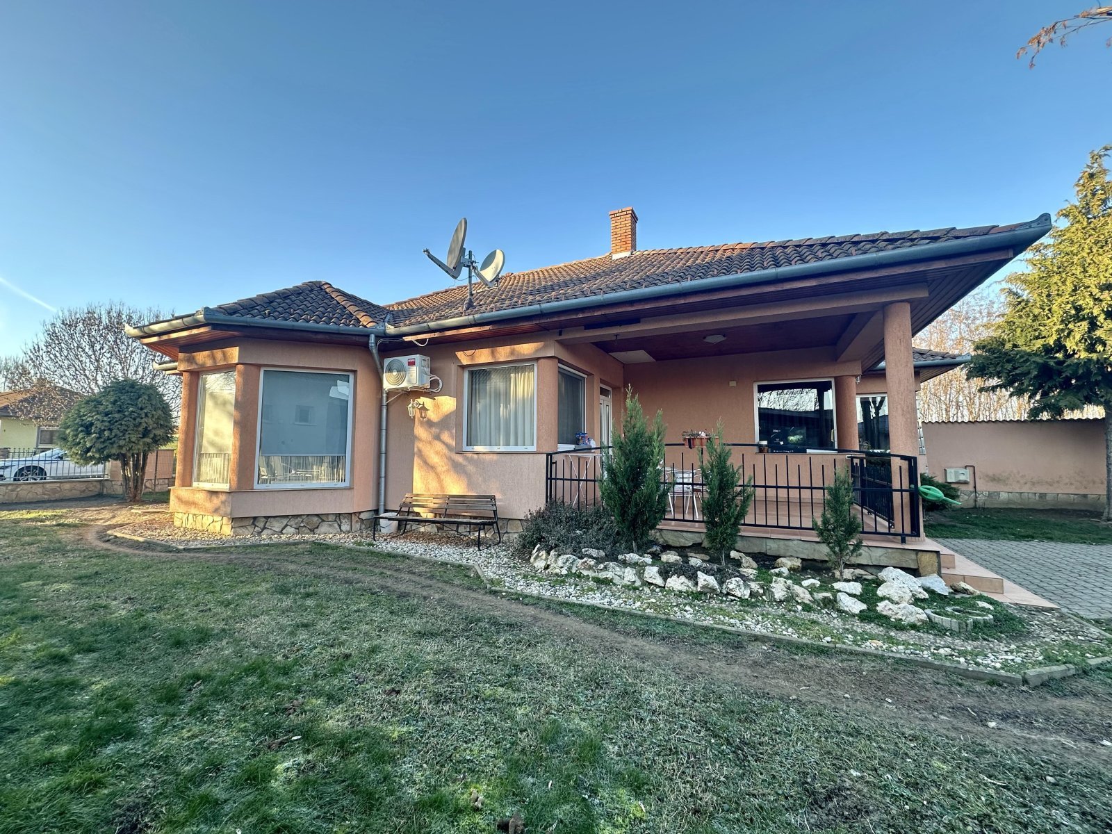 (AAA) Renoviertes Einfamilienhaus in ruhiger, naturnaher Lage (AAA) Renoviertes Einfamilienhaus in ruhiger, naturnaher Lage
