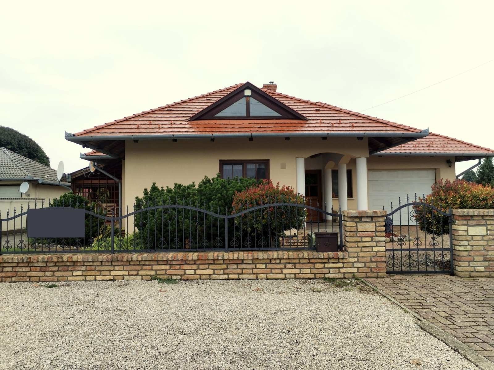 (AAA) Stilvolles Einfamilienhaus 800 Meter vom Ufer des Balaton (AAA) Stilvolles Einfamilienhaus 800 Meter vom Ufer des Balaton