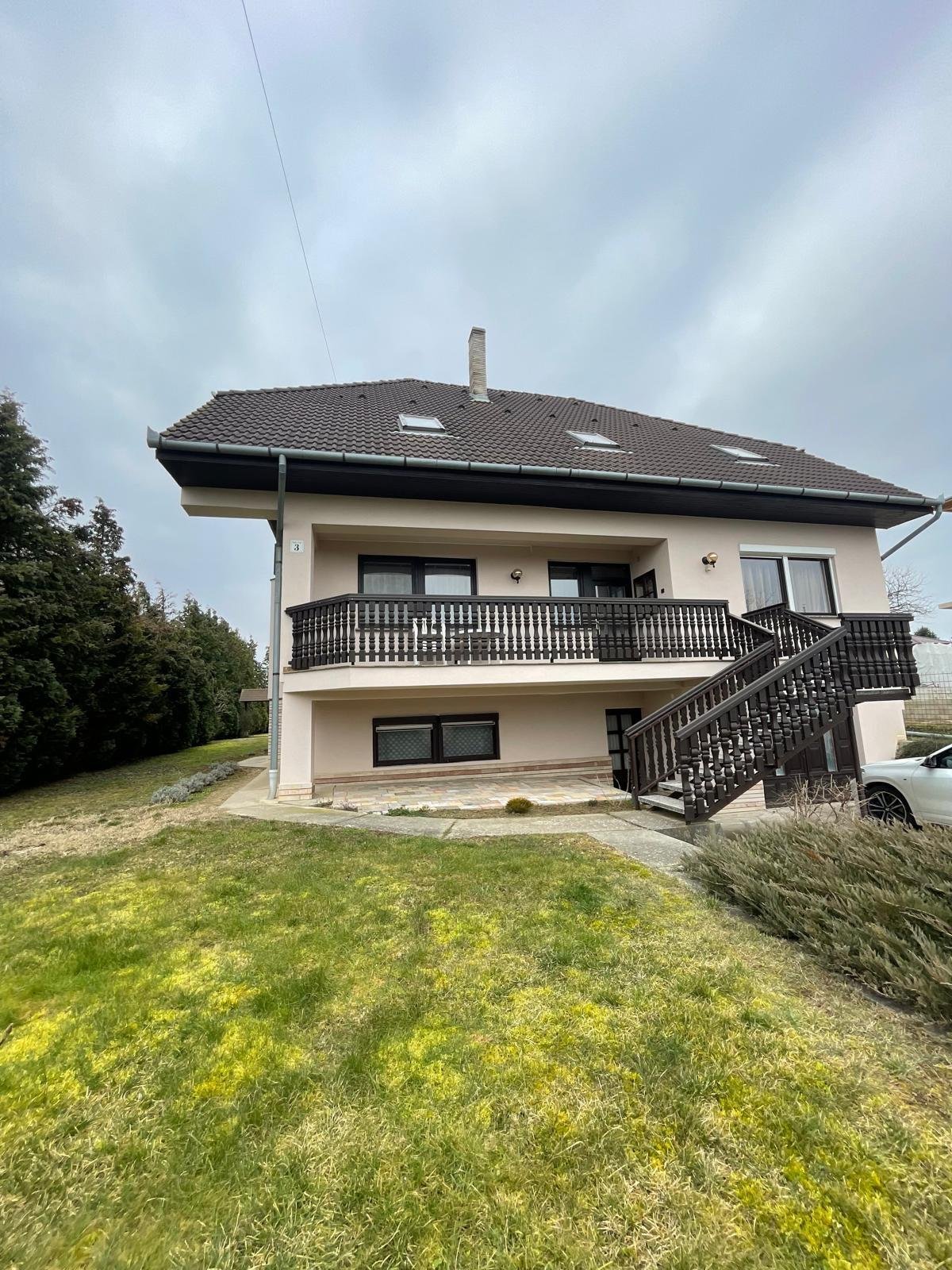 (ABA) Familienhaus für drei Generationen mit Panoramablick (ABA) Familienhaus für drei Generationen mit Panoramablick