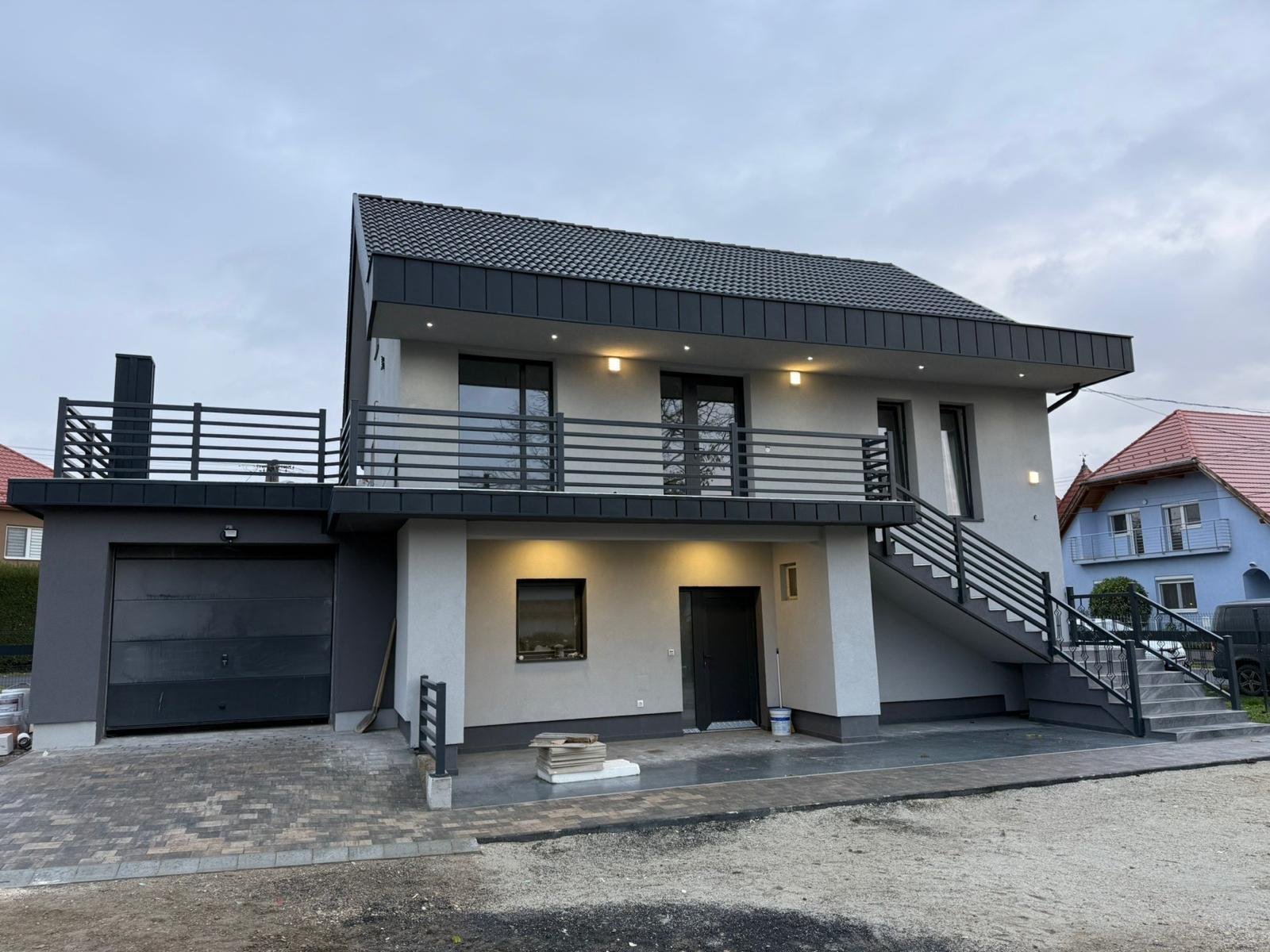 (AAA) 2-Familienhaus in der Nähe des Balaton-Ufers (AAA) 2-Familienhaus in der Nähe des Balaton-Ufers
