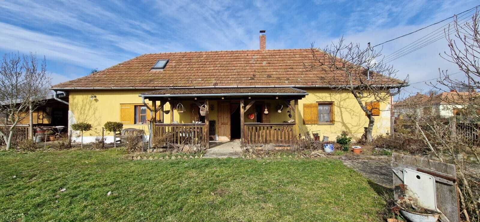 Bauernhaus in guten Zustand bei Pacsa Bauernhaus in guten Zustand bei Pacsa