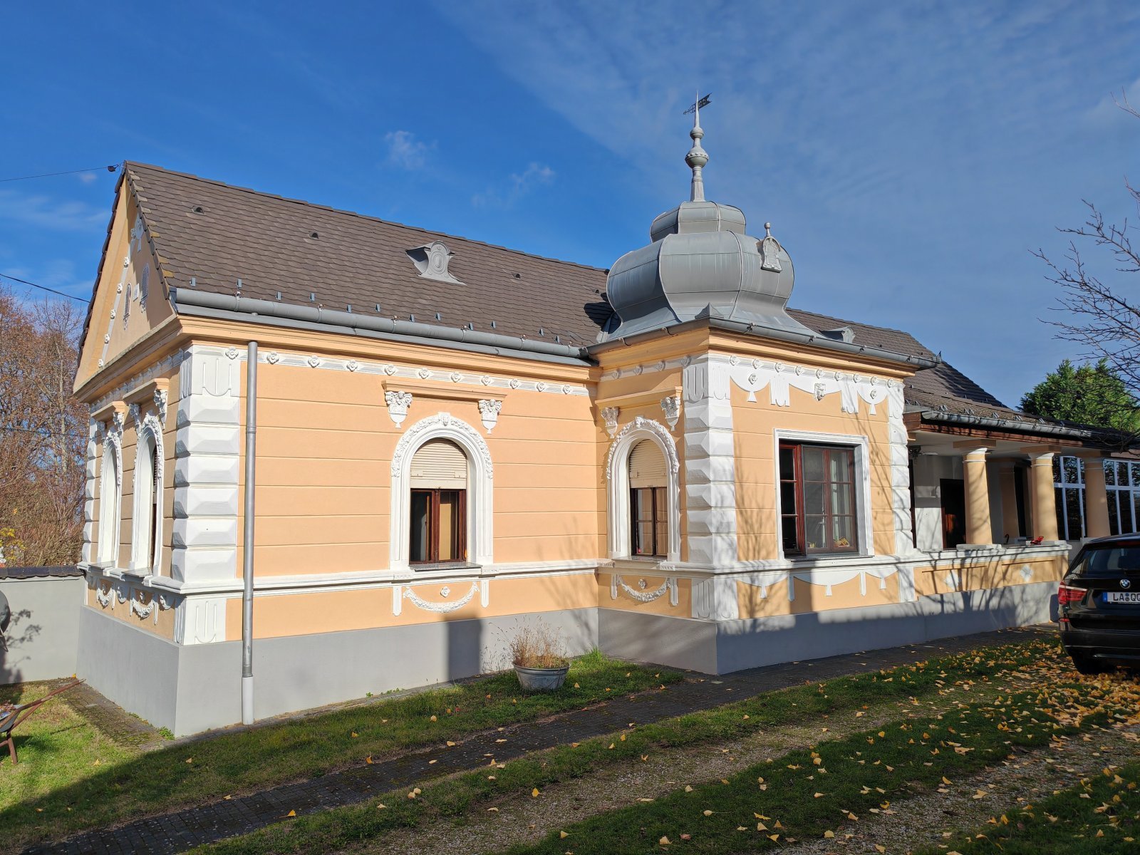 (AAA) Historisches Herrenhaus perfekt saniert mit Pool & Nebengebäuden im Thermalbad (AAA) Historisches Herrenhaus perfekt saniert mit Pool & Nebengebäuden im Thermalbad