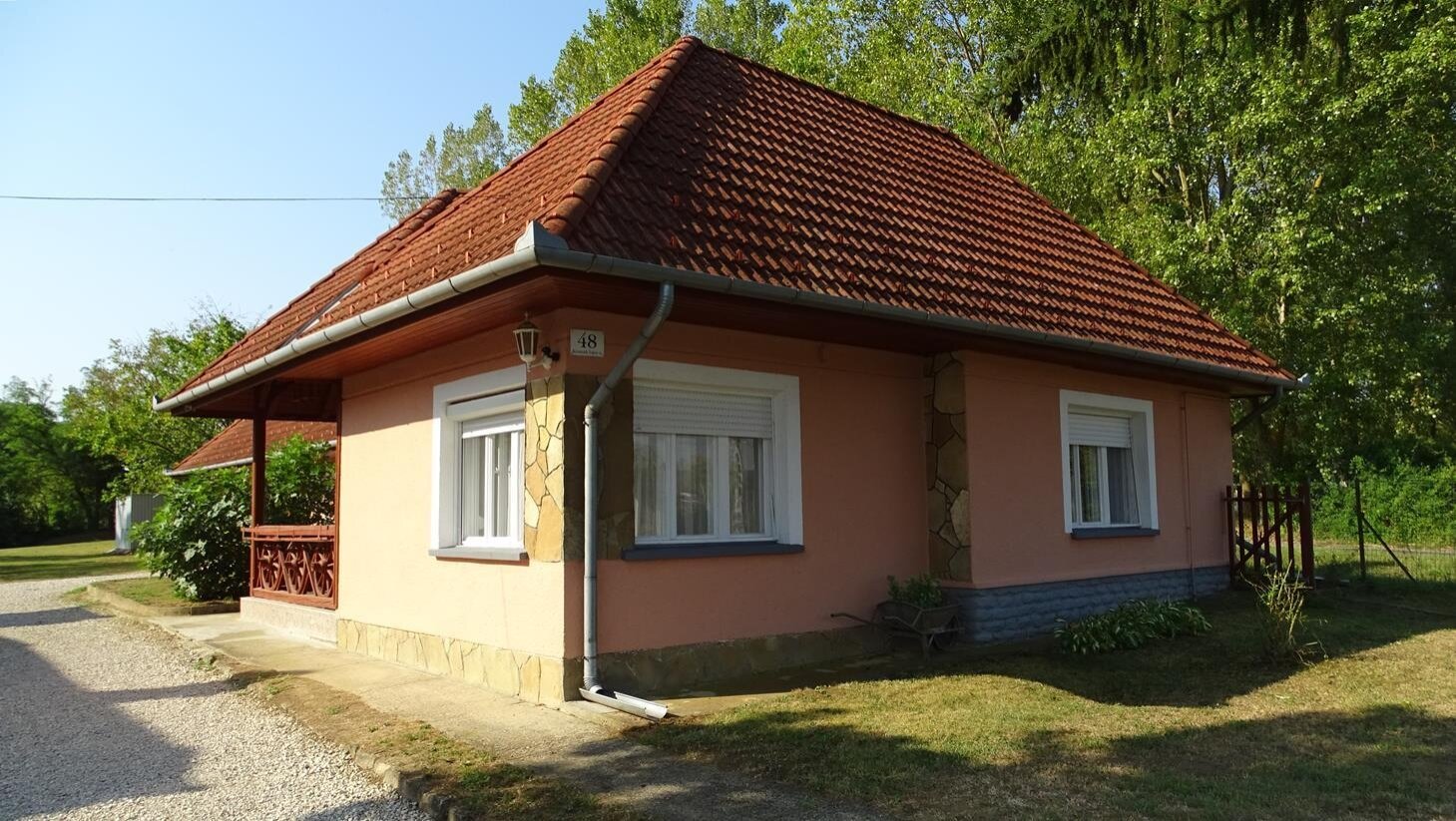 Renoviertes Einfamilienhaus nur 500 Meter zum Thermalbad Renoviertes Einfamilienhaus nur 500 Meter zum Thermalbad