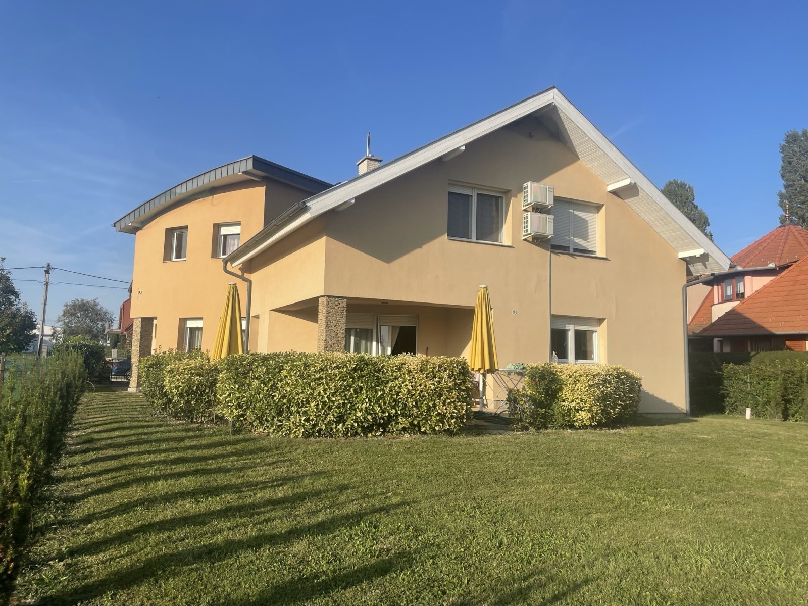(AAA) Luxushaus für zwei Generationen am Balaton (AAA) Luxushaus für zwei Generationen am Balaton
