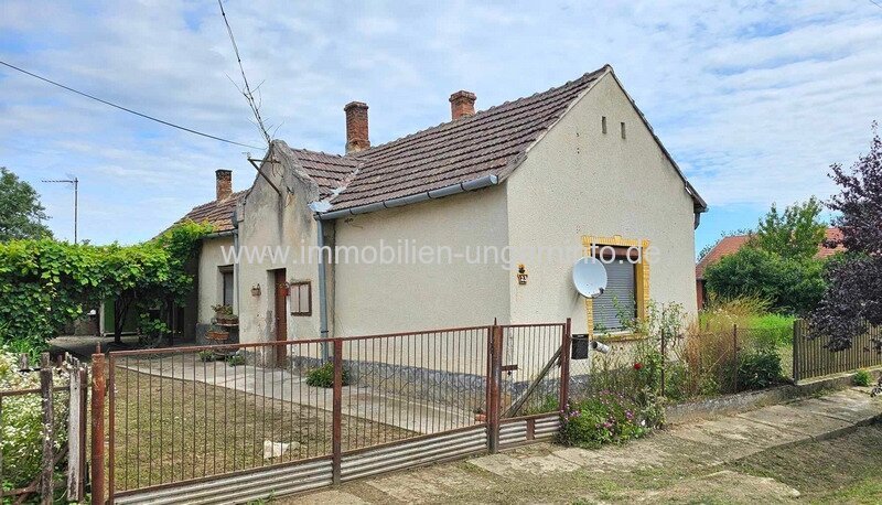 Einfamilienhaus mit vier Schlafzimmern im Komitat Somogy Einfamilienhaus mit vier Schlafzimmern im Komitat Somogy