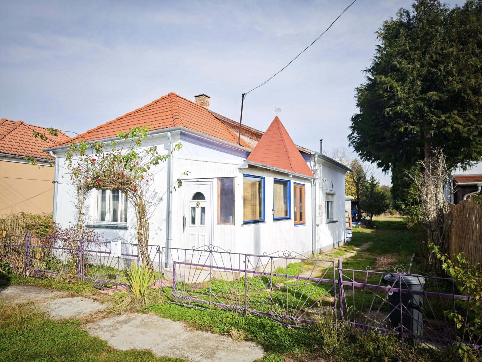 (AAA) Renoviertes Landhaus auf einem Doppelgrundstück am Angelsee (AAA) Renoviertes Landhaus auf einem Doppelgrundstück am Angelsee