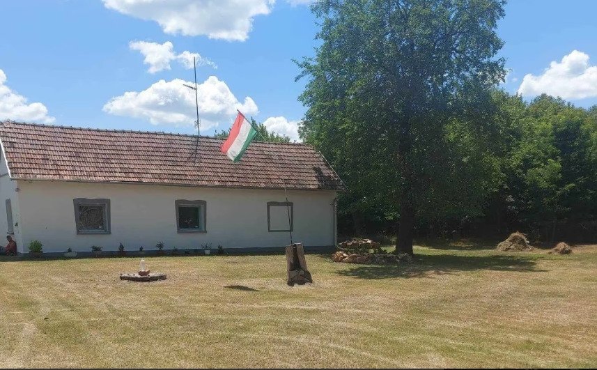 (ABA) Landhaus mit großem Grundstück am Waldrand (ABA) Landhaus mit großem Grundstück am Waldrand
