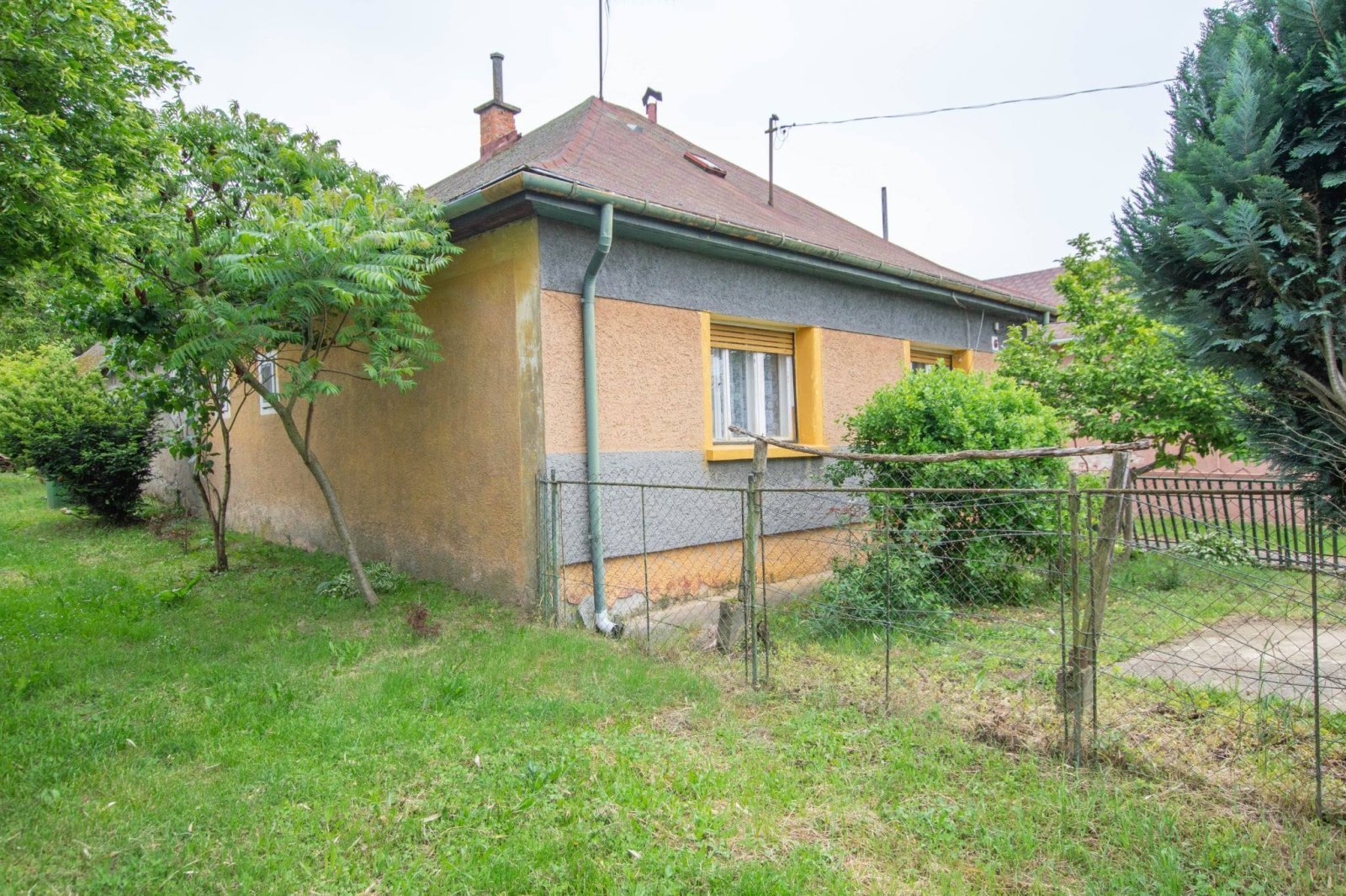 (ABA) Kleines, aber ordentliches Einfamilienhaus in guter Lage (ABA) Kleines, aber ordentliches Einfamilienhaus in guter Lage