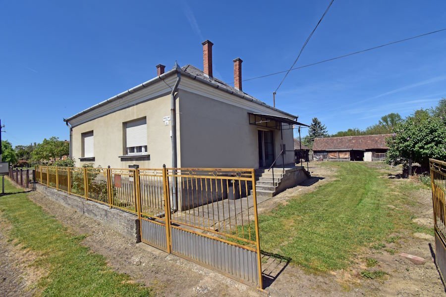 (BBA) Haus in ruhiger Strassse, 800 Meter vom Gyékényes-See entfernt (BBA) Haus in ruhiger Strassse, 800 Meter vom Gyékényes-See entfernt