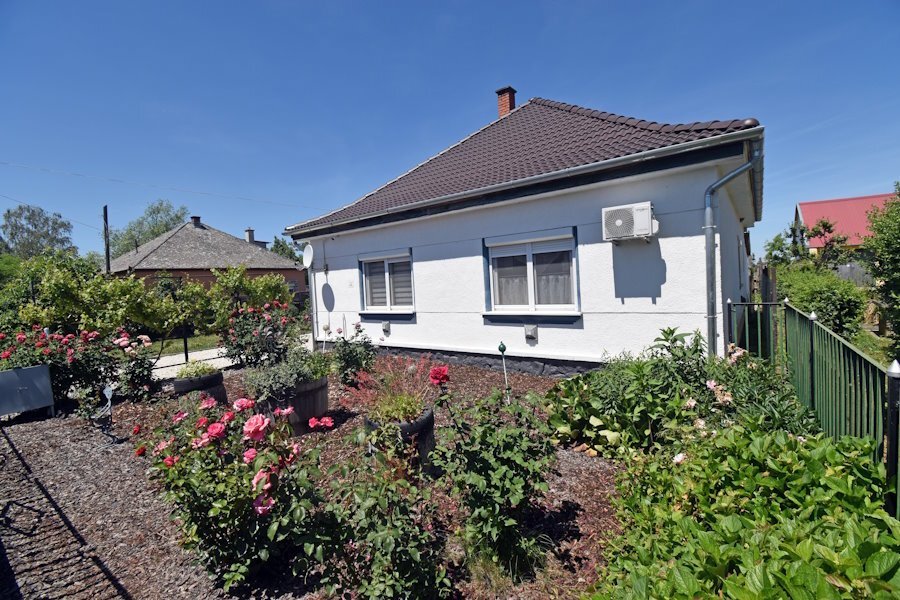 (BAA) Renoviertes Einfamilienhaus in ruhiger, naturnaher Lage (BAA) Renoviertes Einfamilienhaus in ruhiger, naturnaher Lage