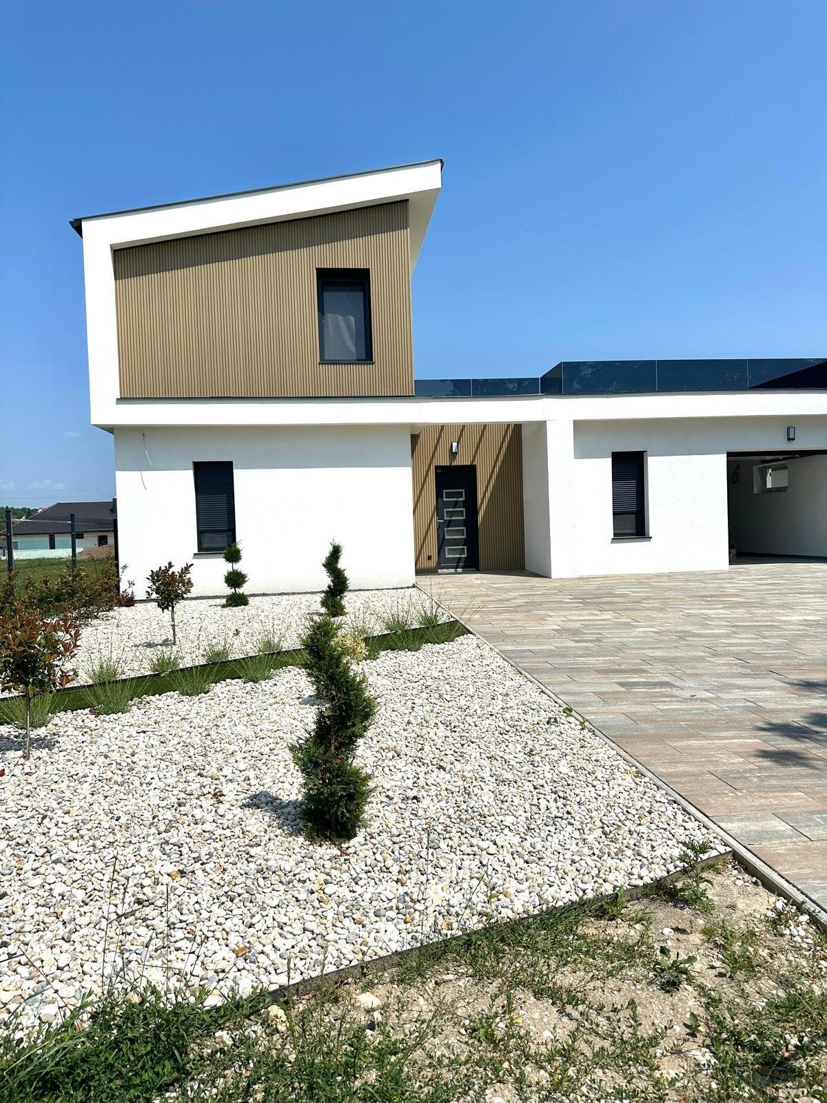(AAA) Neu erbautes, exklusives Einfamilienhaus am Nordufer (AAA) Neu erbautes, exklusives Einfamilienhaus am Nordufer