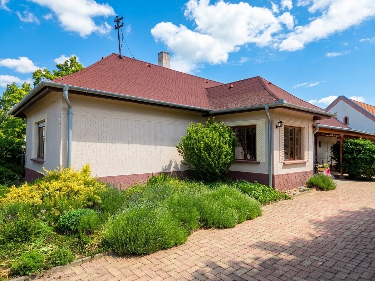 Gepflegtes, renoviertes Bauernhaus - Ein Traum für Selbstversorger Gepflegtes, renoviertes Bauernhaus - Ein Traum für Selbstversorger