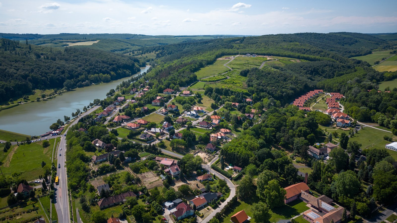 Bau-Grundstück bei Zalacsány mit Fernblick, schneller Baubeginn realisierbar Bau-Grundstück bei Zalacsány mit Fernblick, schneller Baubeginn realisierbar