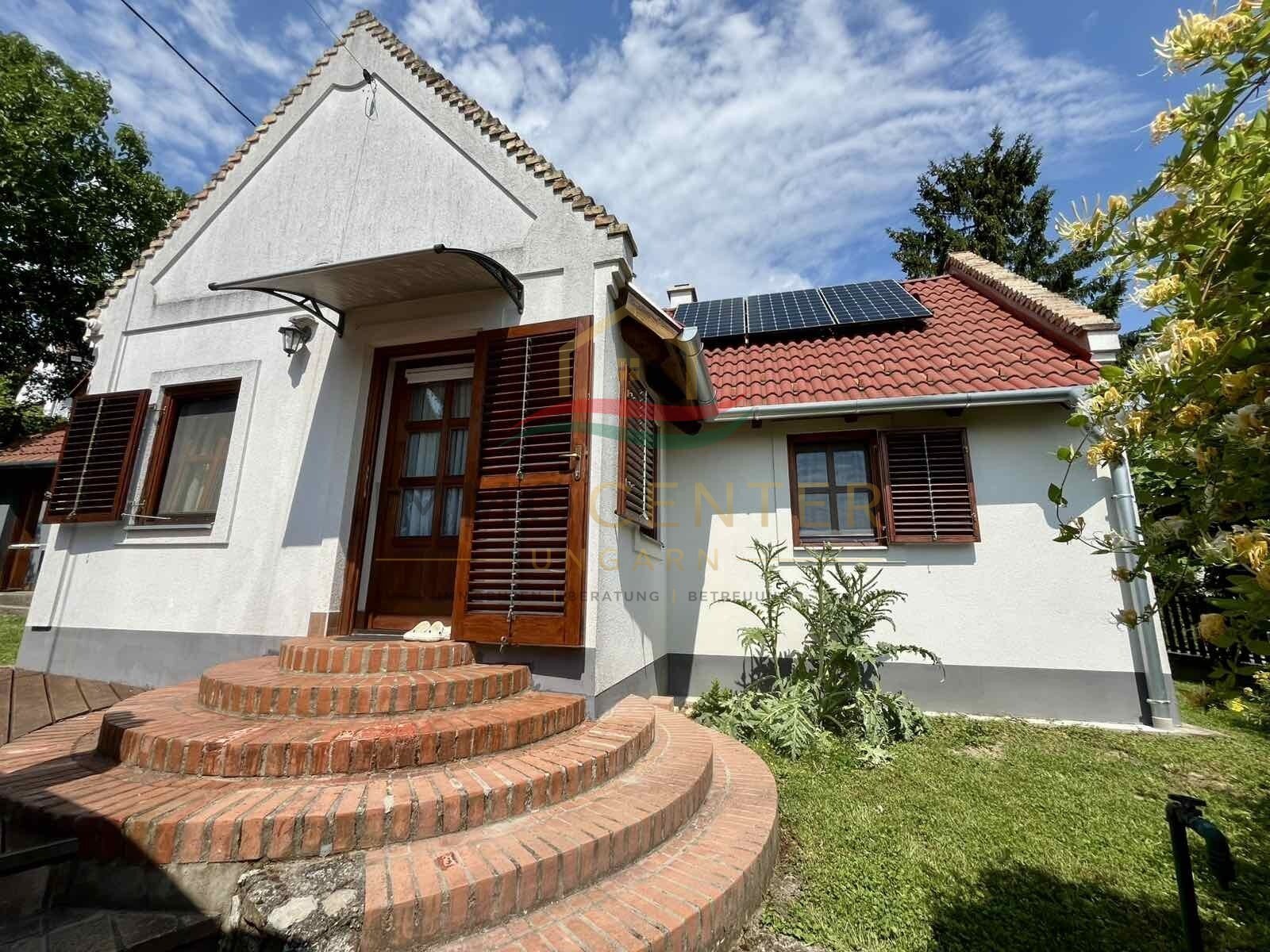 (AAA) Renoviertes Bauernhaus am Nordufer des Balatons (AAA) Renoviertes Bauernhaus am Nordufer des Balatons