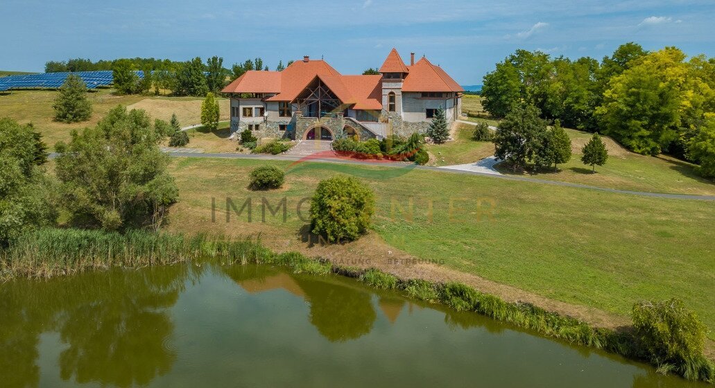 (AAA) Exklusives Reitanwesen mit Panoramablick nahe Siófok am Balaton (AAA) Exklusives Reitanwesen mit Panoramablick nahe Siófok am Balaton