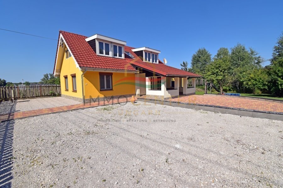 (BAA) Renoviertes Einfamilienhaus in ruhiger, naturnaher Lage (BAA) Renoviertes Einfamilienhaus in ruhiger, naturnaher Lage
