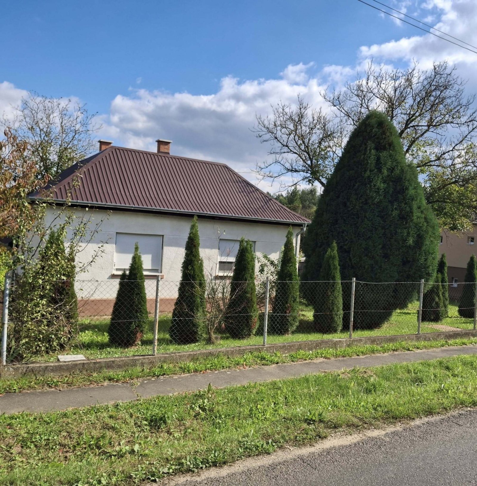 (BBA) Renovierte Einfamilienhaus im Dreiländereck (BBA) Renovierte Einfamilienhaus im Dreiländereck
