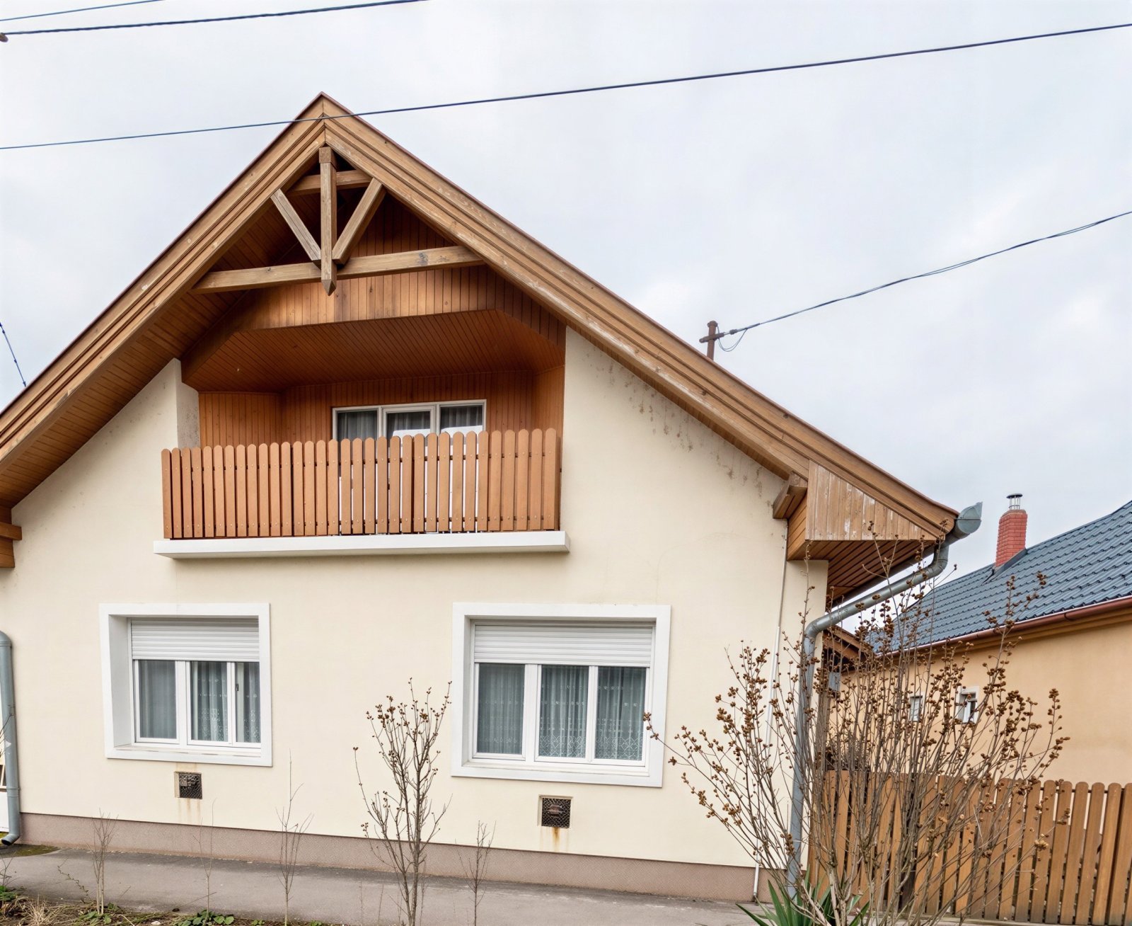 (ABA) Großes Einfamilienhaus in ruhiger Wohngegend (ABA) Großes Einfamilienhaus in ruhiger Wohngegend