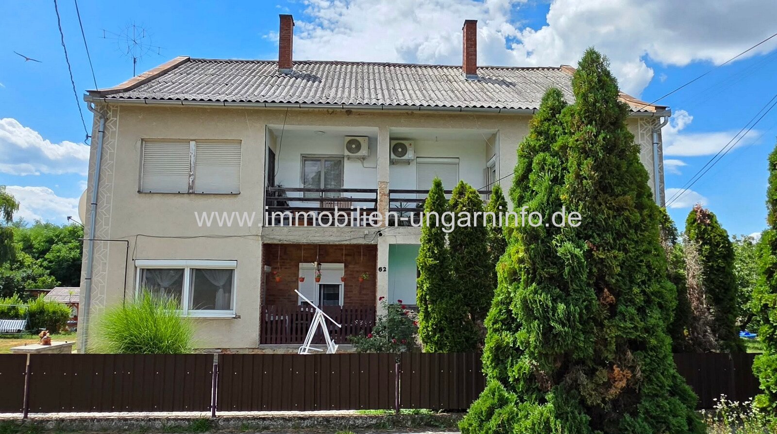 Erdgeschosswohnung aus Ziegelbau mit Balkon, eigenem Gartenanteil und Garage im Komitat Somogy, in Kutas zu verkaufen Erdgeschosswohnung aus Ziegelbau mit Balkon, eigenem Gartenanteil und Garage im Komitat Somogy, in Kutas zu verkaufen
