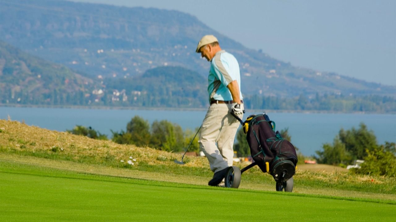 Einzigartige Investitionsmöglichkeit am Balaton: Golfplatz & Segelhafen Einzigartige Investitionsmöglichkeit am Balaton: Golfplatz & Segelhafen