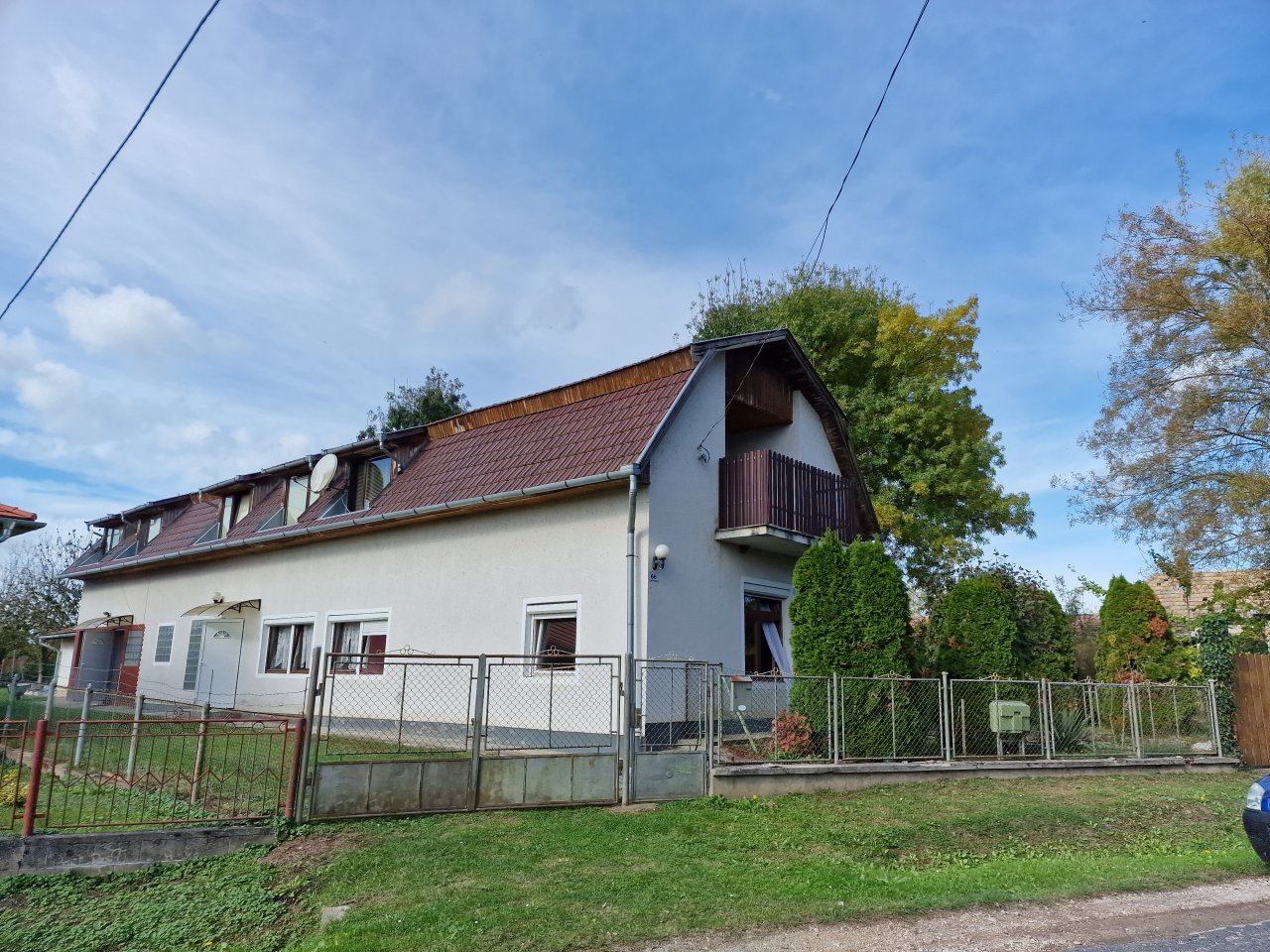 Großzügiges 2-Familienhaus in ruhiger Lage Nähe Angelteichen (ABA) Großzügiges 2-Familienhaus in ruhiger Lage Nähe Angelteichen (ABA)