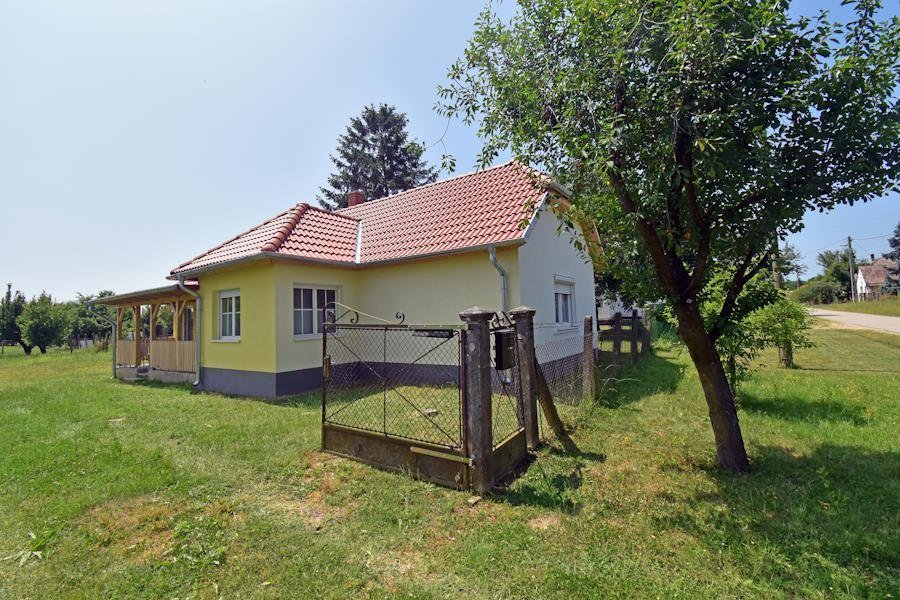(BAA) Renoviertes Landhaus nur 15 km vom Balaton entfernt 7% Rendite (BAA) Renoviertes Landhaus nur 15 km vom Balaton entfernt 7% Rendite