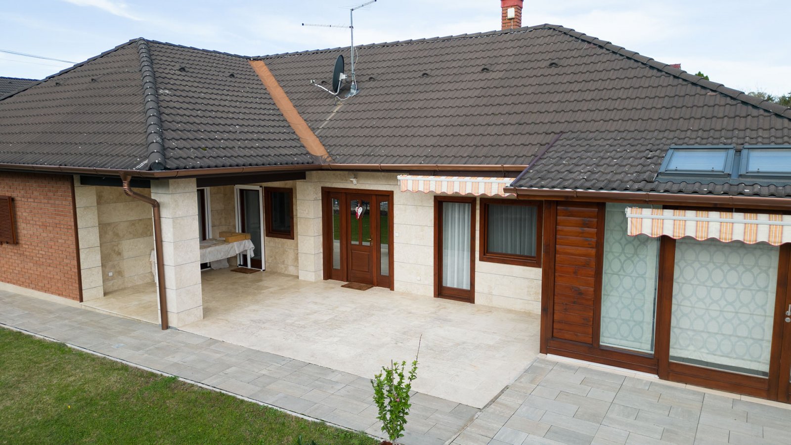 Wohnen in ruhiger Lage im Kurort Heviz - Familienhaus in bester Lage Wohnen in ruhiger Lage im Kurort Heviz - Familienhaus in bester Lage