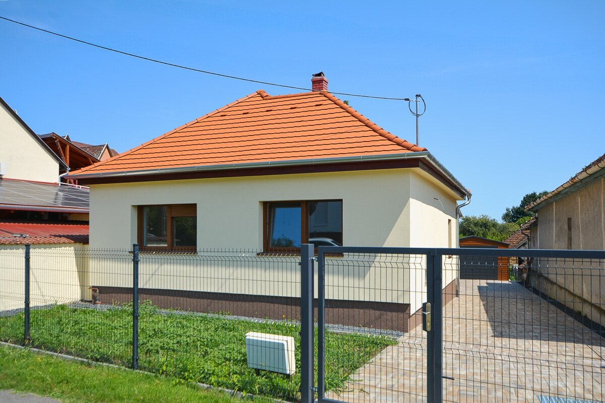 Vollständig renoviertes Einfamilienhaus zentral gelegen in Zalaapáti ist zu verkaufen Vollständig renoviertes Einfamilienhaus zentral gelegen in Zalaapáti ist zu verkaufen