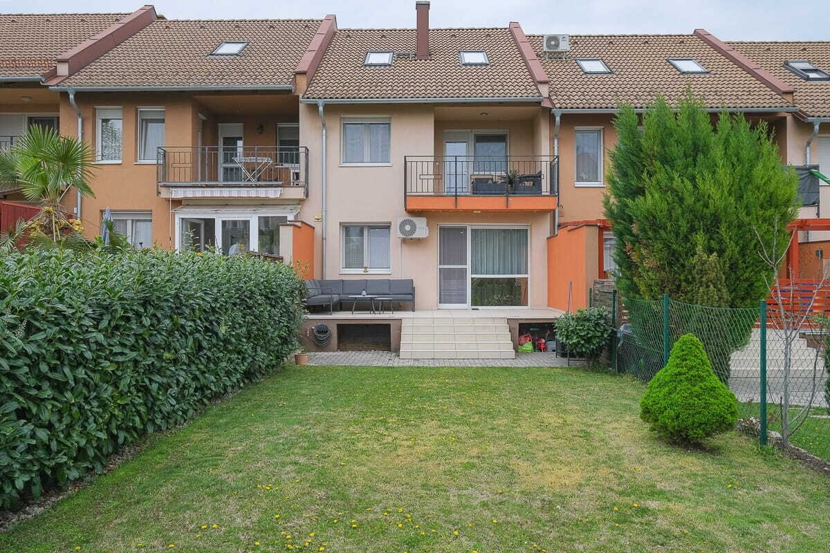 Reihenhauswohnung in gutem Zustand in Keszthely ist zu verkaufen Reihenhauswohnung in gutem Zustand in Keszthely ist zu verkaufen