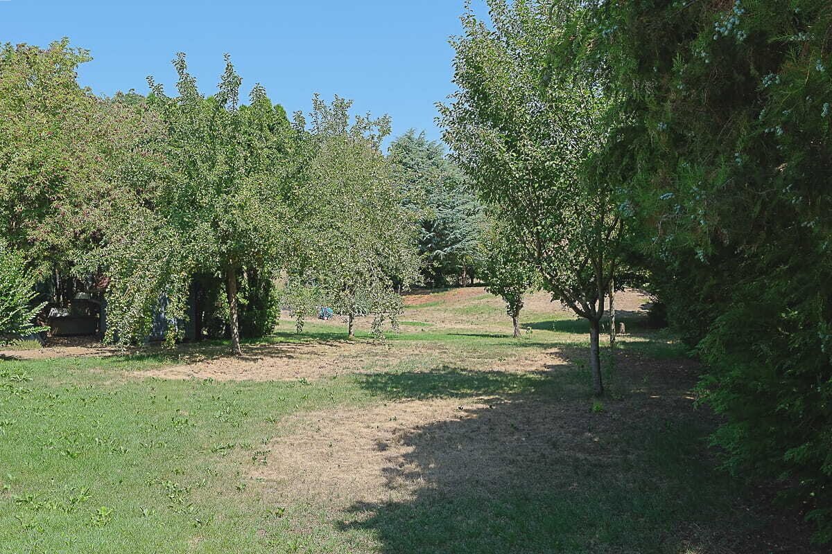 1.000 m² großes Baugrundstück in Gyenesdiás am Fuße des Keszthelyer Gebirges zu verkaufen 1.000 m² großes Baugrundstück in Gyenesdiás am Fuße des Keszthelyer Gebirges zu verkaufen