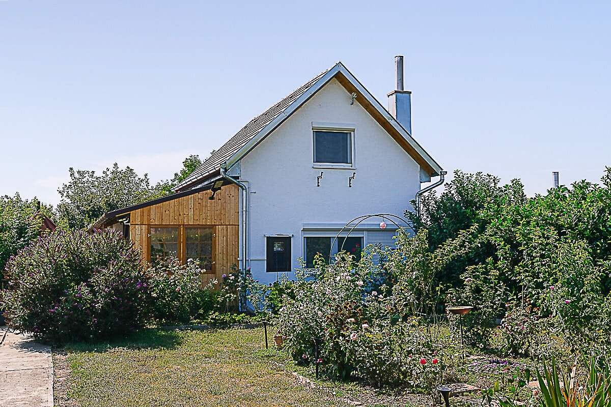 Einfamilienhaus in ruhiger Lage in Zalakomár zu verkaufen – großes Grundstück, Solaranlage und Werkstatt Einfamilienhaus in ruhiger Lage in Zalakomár zu verkaufen – großes Grundstück, Solaranlage und Werkstatt