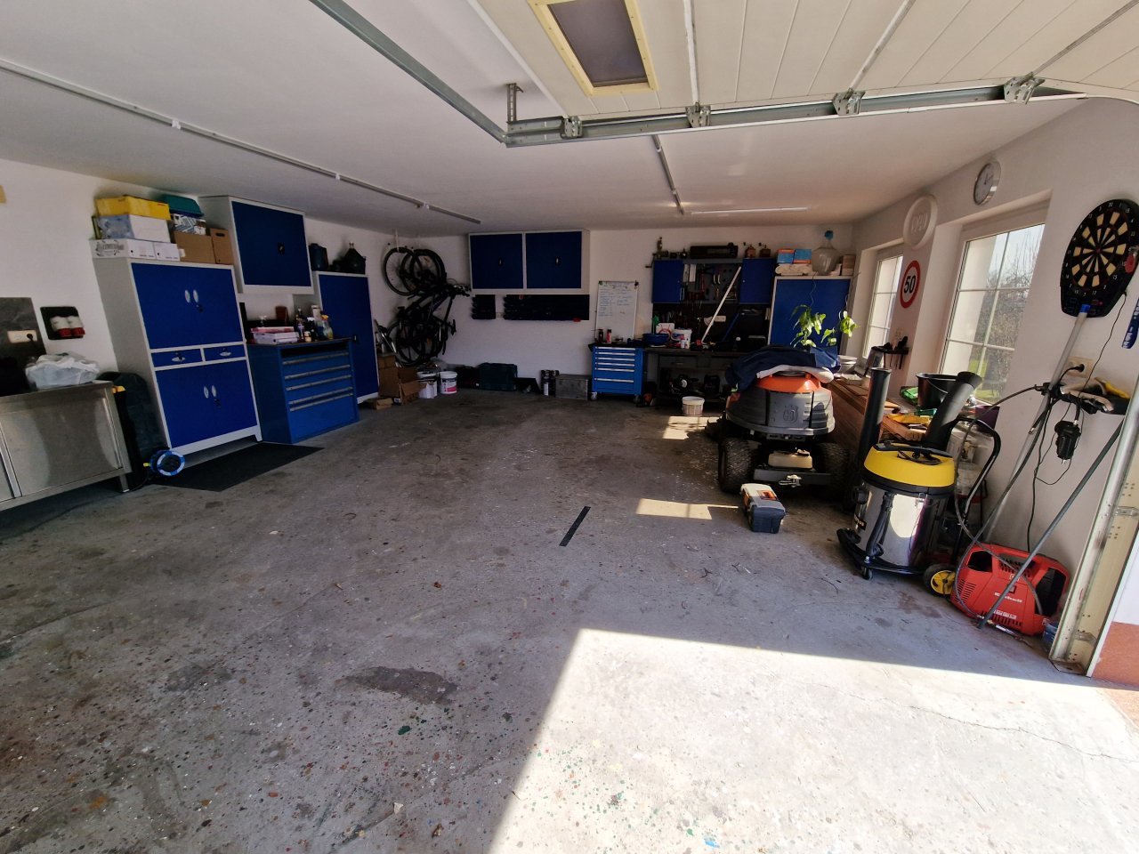 Garage / Werkstatt